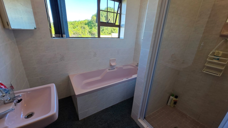 3 Bedroom Property for Sale in Dana Bay Western Cape